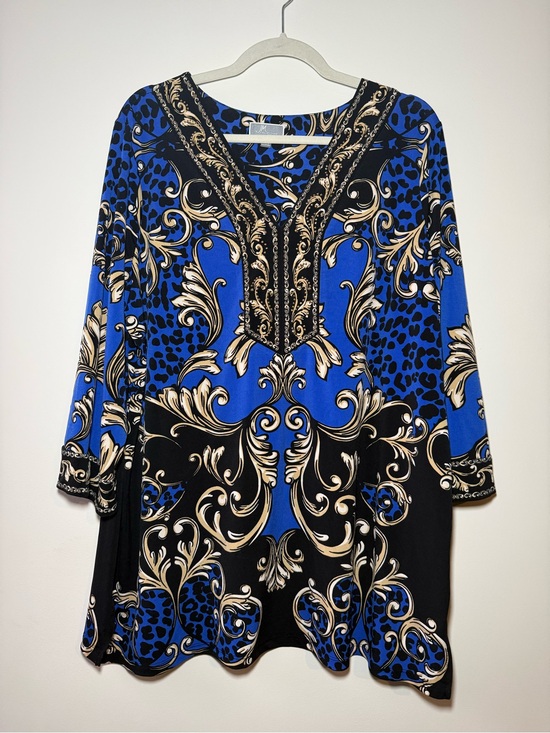 JM Collection Tops - JM Collection Size 2X Royal Blue and Black V-Neck Tunic with Baroque Print
